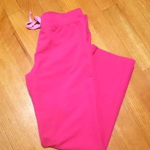 Figs hot pink Livingston.  Damaged